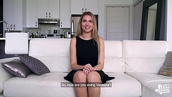 CASTING FRANCAIS – First time casting for Canadian amateur lesbian Vanessa Siera