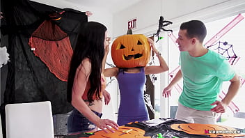 Stepmom&apos;s Head Stucked In Halloween Pumpkin&comma; Stepson Helps With His Big Dick&excl; - Tia Cyrus&comma; Johnny